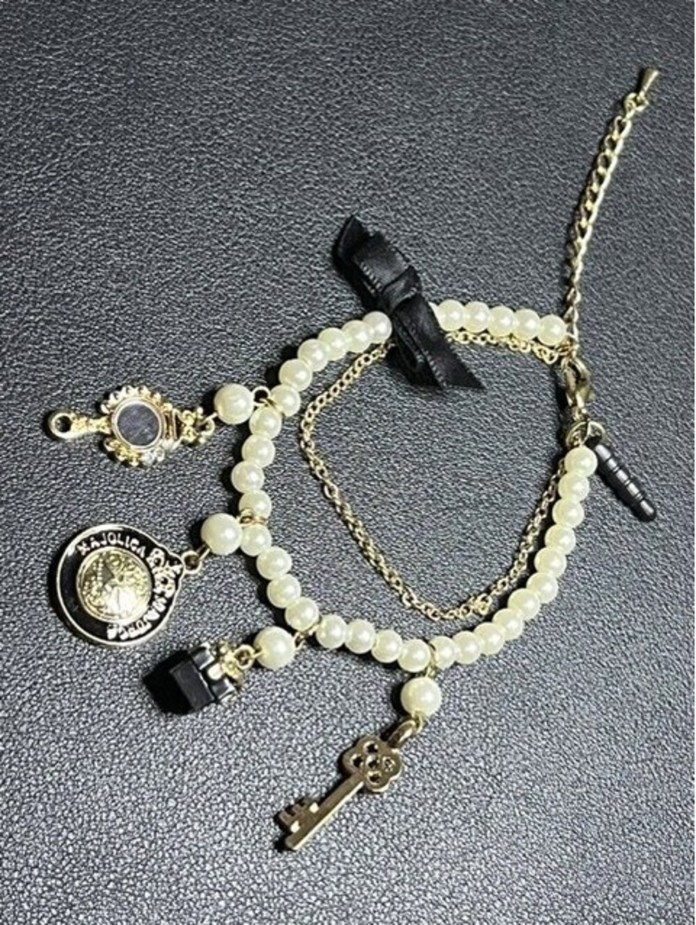 B7320 MAJORCA Faux Pearl Gold Tone Strap  Key Mirror Gift Bow Bracelet 7-8.5"